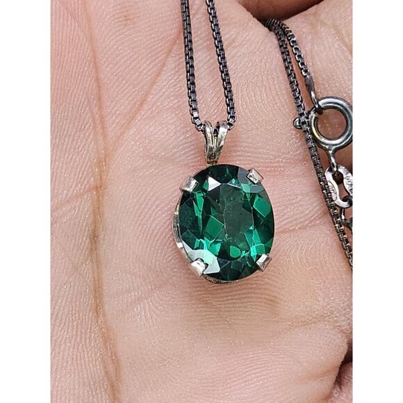 Vintage 925 Sterling Silver Green Topaz Pendant & 18" Box Chain [Heavy Tarnish] - Picture 1 of 7